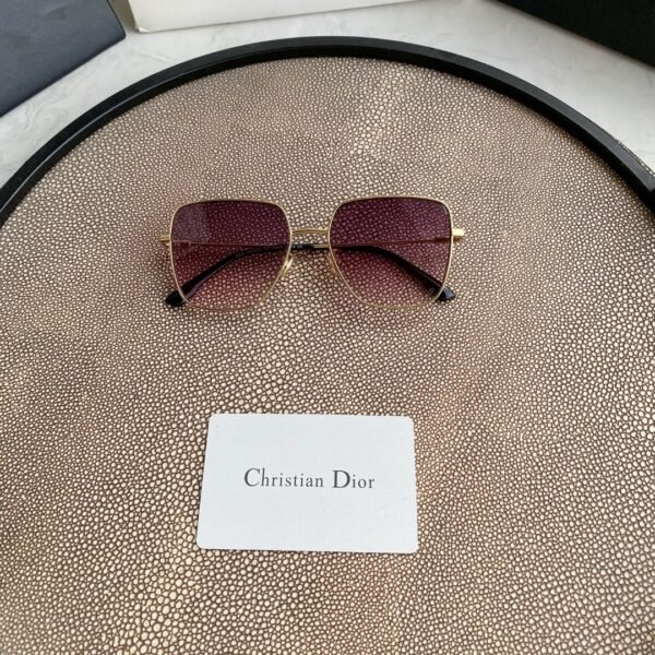 SGCRD DIORSTELLAIRE1