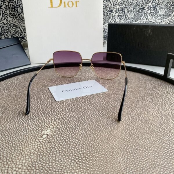 SGCRD DIORSTELLAIRE1