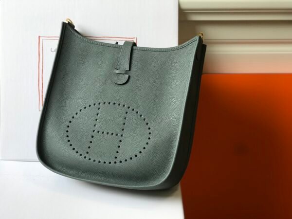 Hermes Evelyne