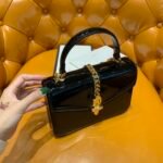 𝗚𝘂𝗰𝗰𝗶 𝗦𝘆𝗹𝘃𝗶𝗲 𝟭𝟵𝟲𝟵