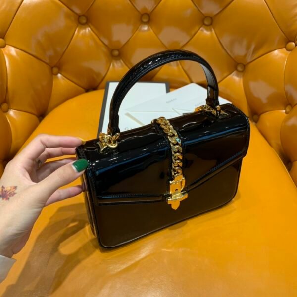 𝗚𝘂𝗰𝗰𝗶 𝗦𝘆𝗹𝘃𝗶𝗲 𝟭𝟵𝟲𝟵