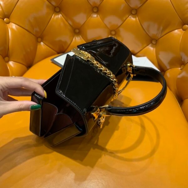 𝗚𝘂𝗰𝗰𝗶 𝗦𝘆𝗹𝘃𝗶𝗲 𝟭𝟵𝟲𝟵