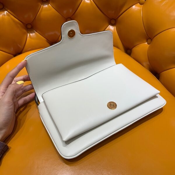 𝙂𝙪𝙘𝙘𝙞 𝘼𝙧𝙡𝙞 𝘽𝙖𝙜