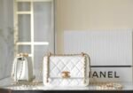 𝖠𝗇𝗍𝗂𝖻𝖺 flap bag