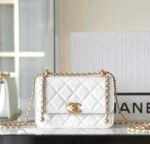 𝖠𝗇𝗍𝗂𝖻𝖺 flap bag