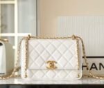 𝖠𝗇𝗍𝗂𝖻𝖺 flap bag