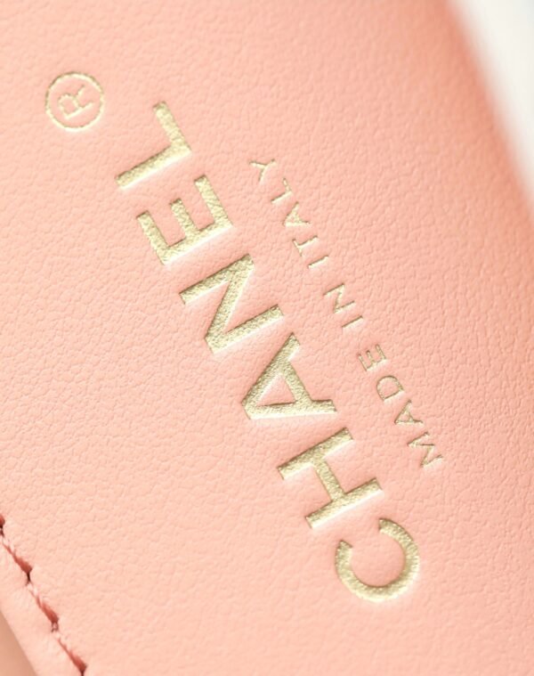 𝖠𝗇𝗍𝗂𝖻𝖺 flap bag