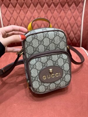 Gucci  backpack