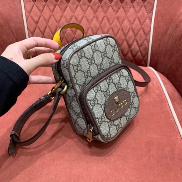 Gucci  backpack