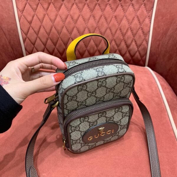 Gucci  backpack