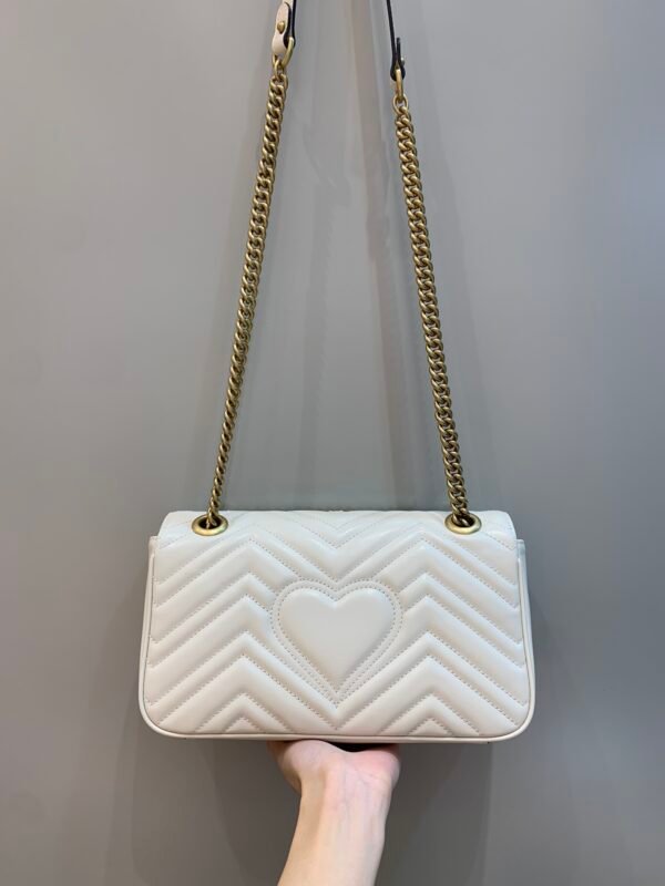 Classic flap bag