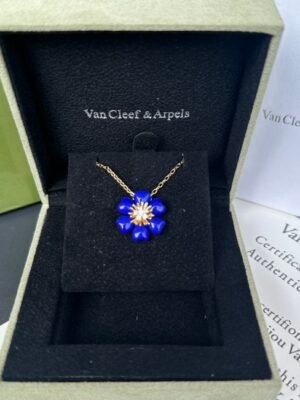 Van Cleef Vintage Rose de Noel Necklace