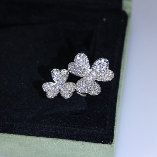 Van Cleef & Arpels Ring