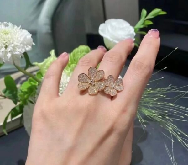 Van Cleef & Arpels Ring