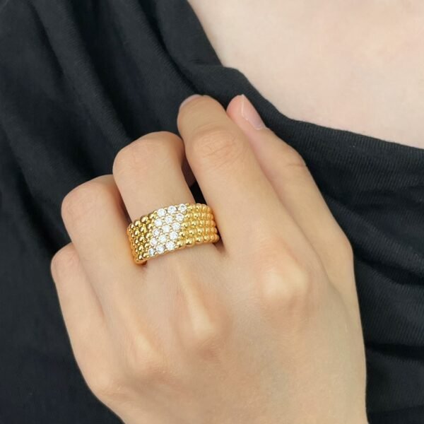 Van Cleef & Arpels VCA Ring