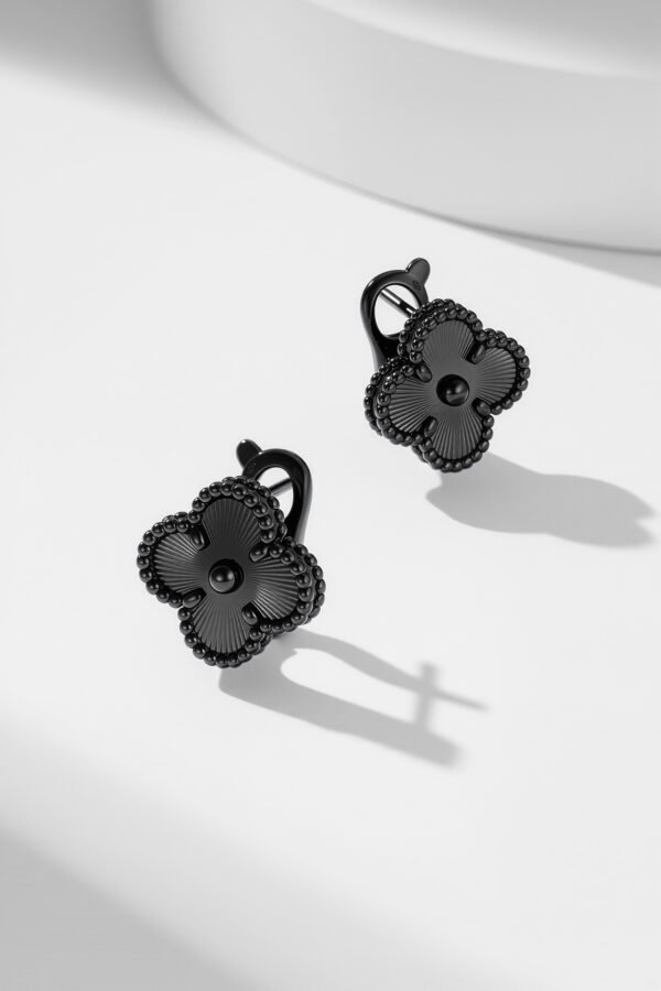 Van Cleef & Arpels Earrings