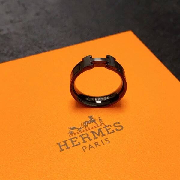 Hermes H Ring Black Warrior