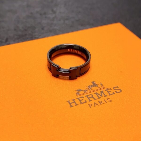 Hermes H Ring Black Warrior