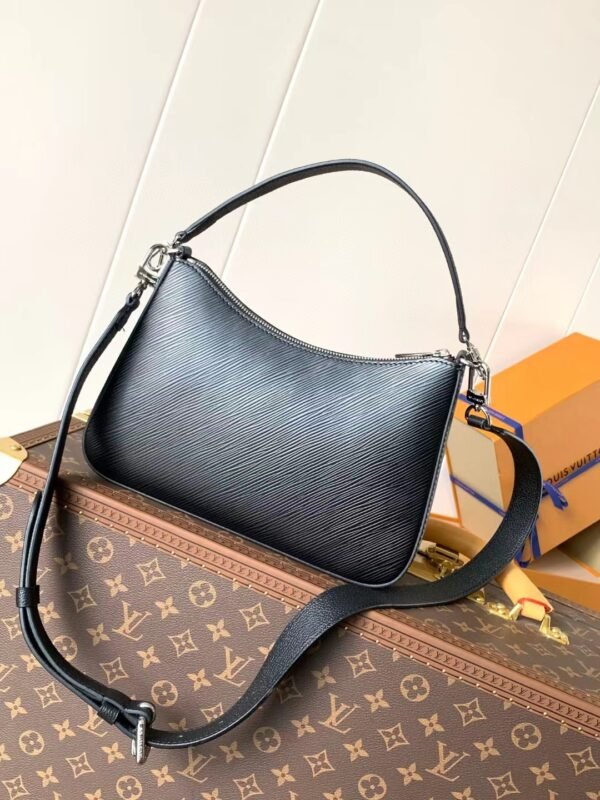 LOUIS VUITTON Marelle Black Epi