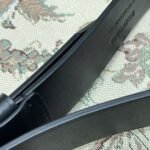 Balenciaga Women’s BB Thin Belt in black natural calfskin