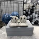 Women’s 3XL Sneaker in White/Black Mesh and Polyurethane