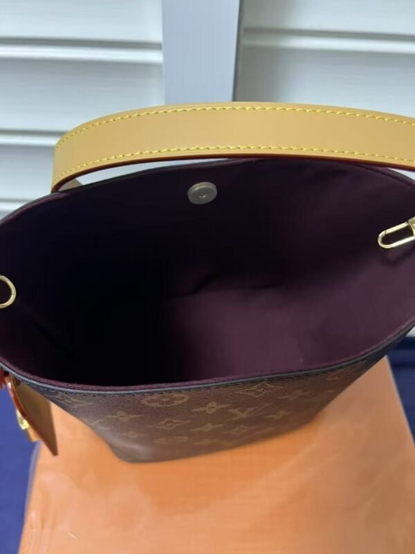 Louis Vuitton All In BB