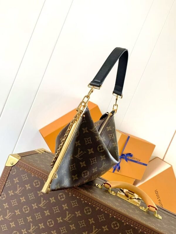 Louis Vuitton Lucky Trunk Monogram