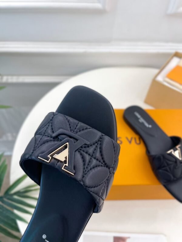 Louis Vuitton Mare Flat Mule