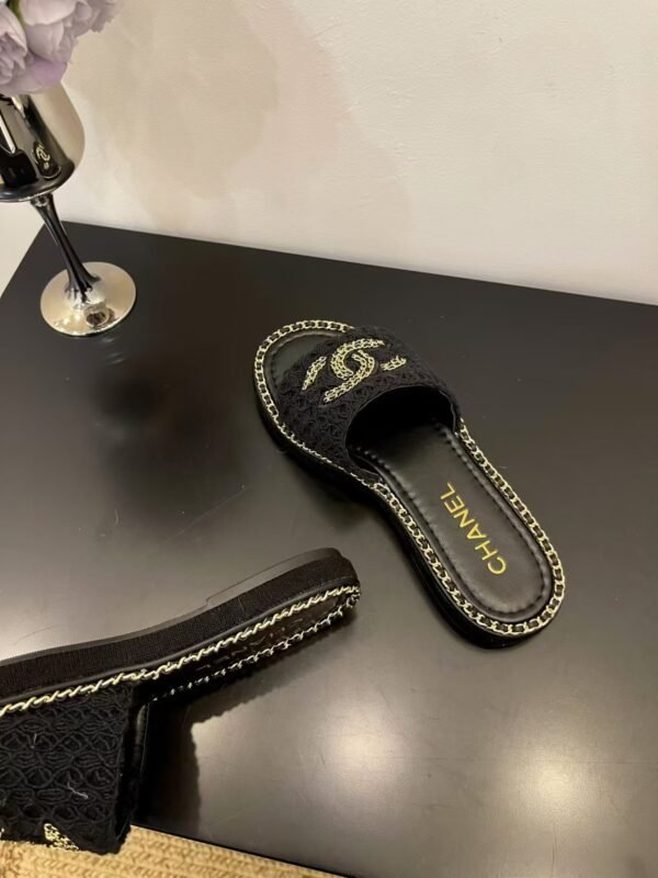 Chanel Interlocking CC Logo Leather Slingback Sandals