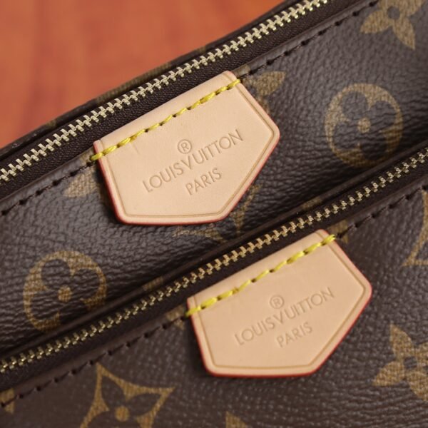 Pochette Accessoires bag